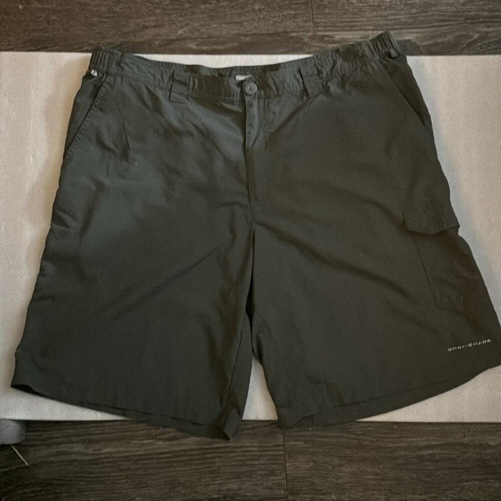 Columbia PFG Omni-Shade Lightweight Men’s Shorts Gray Size 40 Gorpcore Hiking